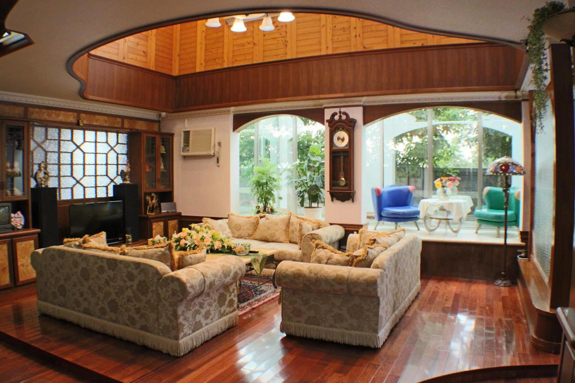 Yilan Pine Villa Homestay Luodong Esterno foto