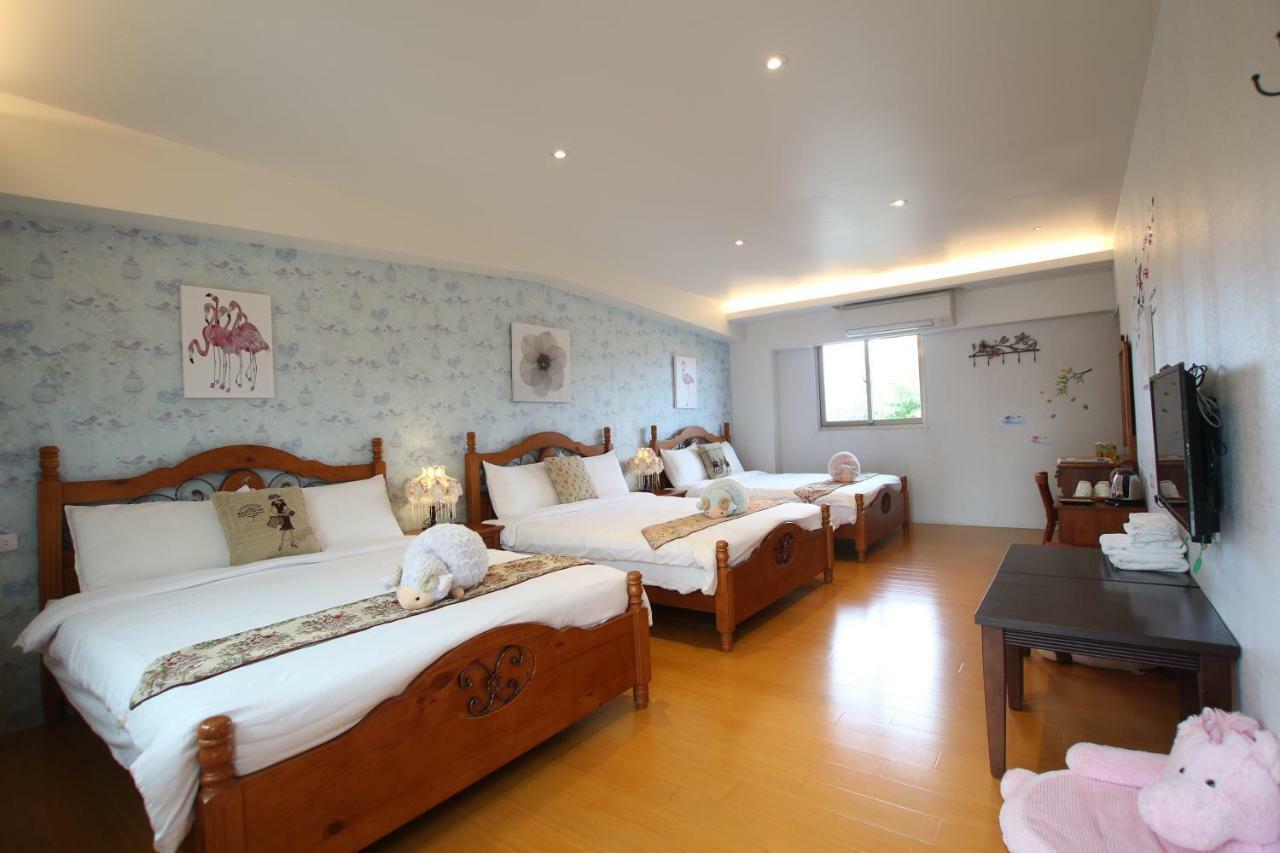 Yilan Pine Villa Homestay Luodong Esterno foto