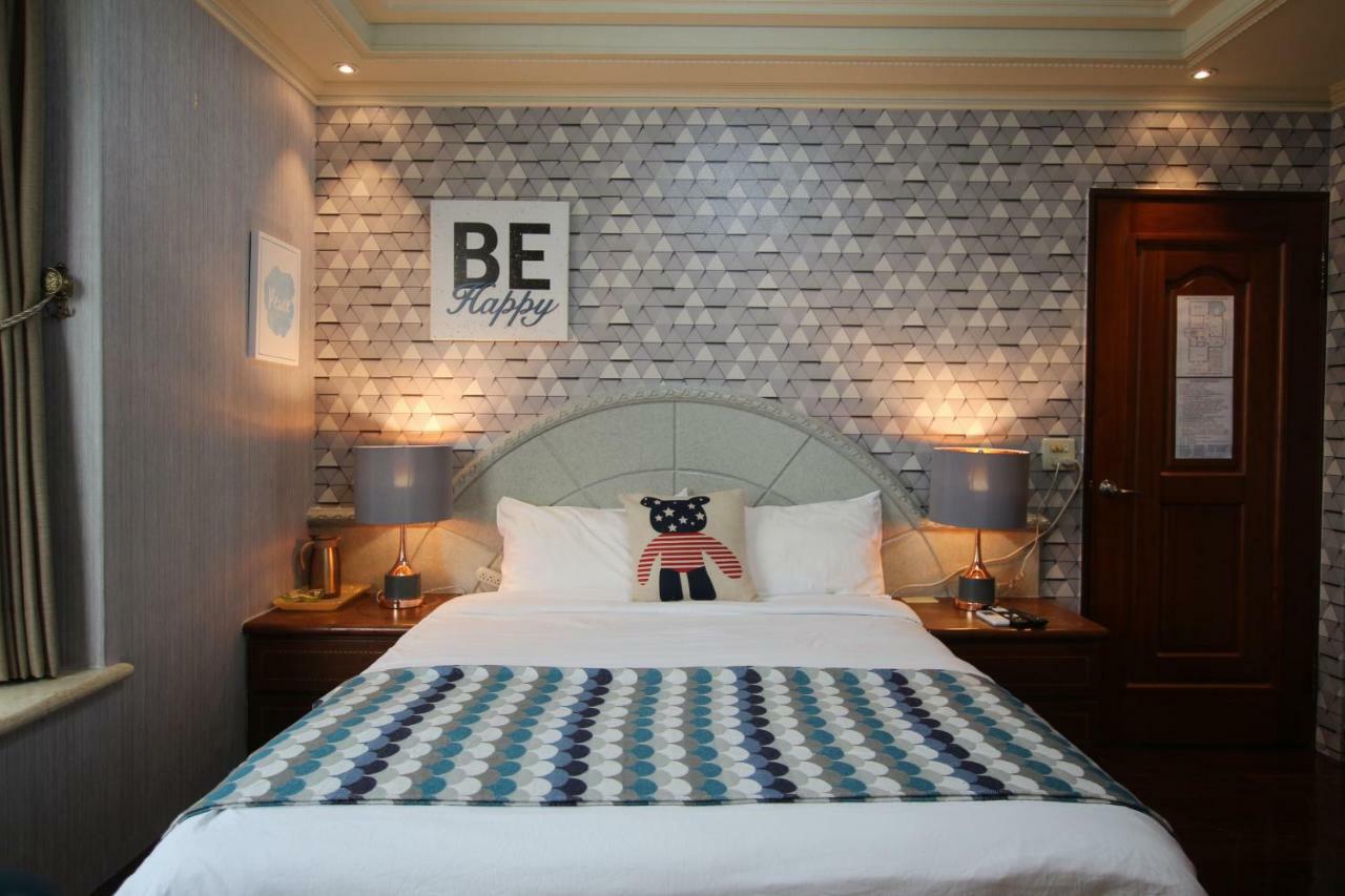 Yilan Pine Villa Homestay Luodong Esterno foto